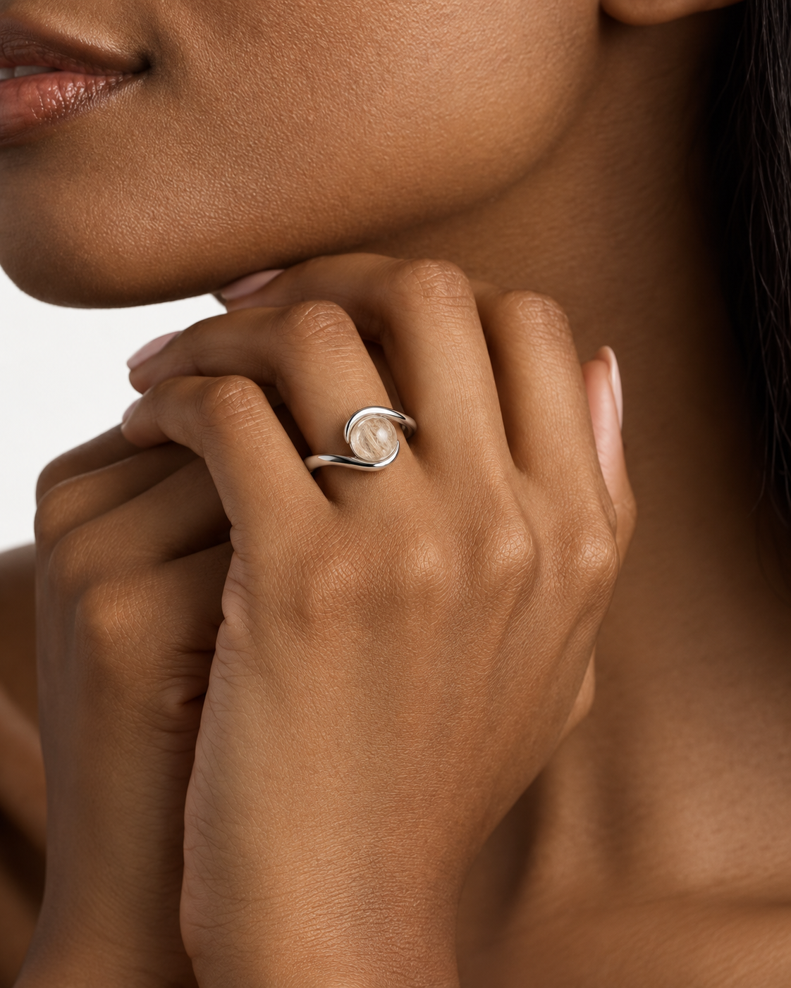 Model wearing the Toujours Harmony silver pet keepsake ring